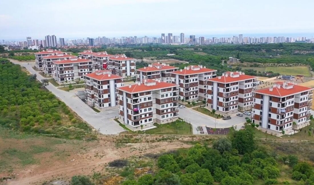 Türkiye'de sosyal konut projeleri ile uygun fiyatlı konut imkanı artıyor.