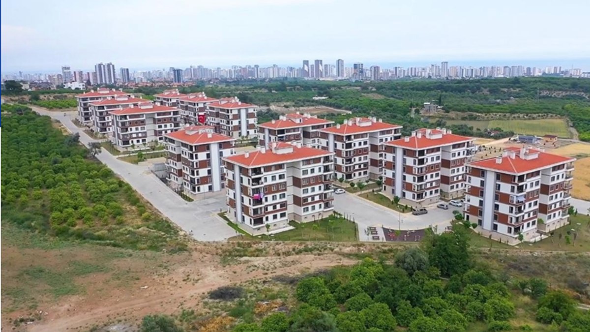 Türkiye'de sosyal konut projeleri ile uygun fiyatlı konut imkanı artıyor.