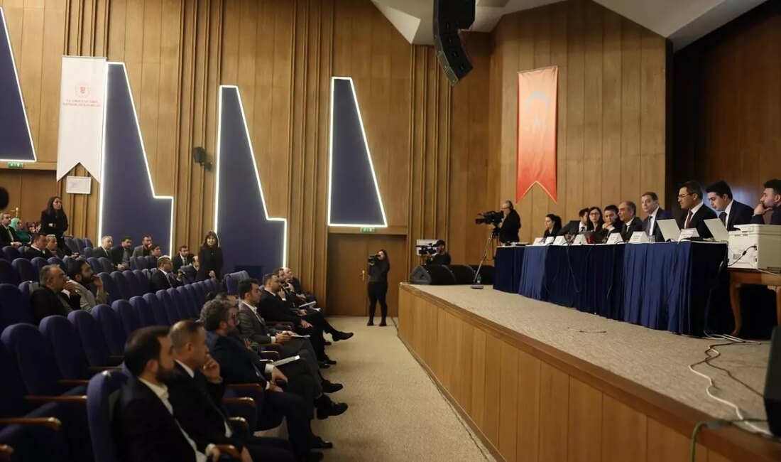 Türkiye, 2035 yılına kadar yenilenebilir enerji kapasitesini 120 bin megavata