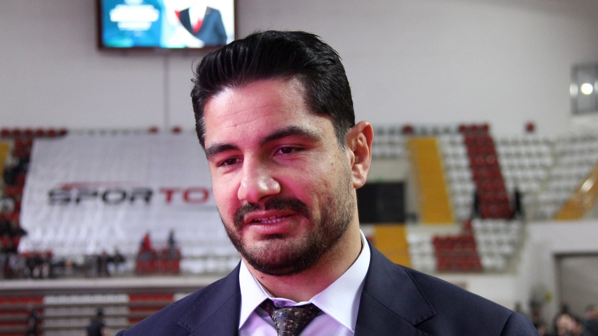 U23 Serbest Türkiye Güreş Şampiyonası, Sivas'ta büyük bir heyecanla devam