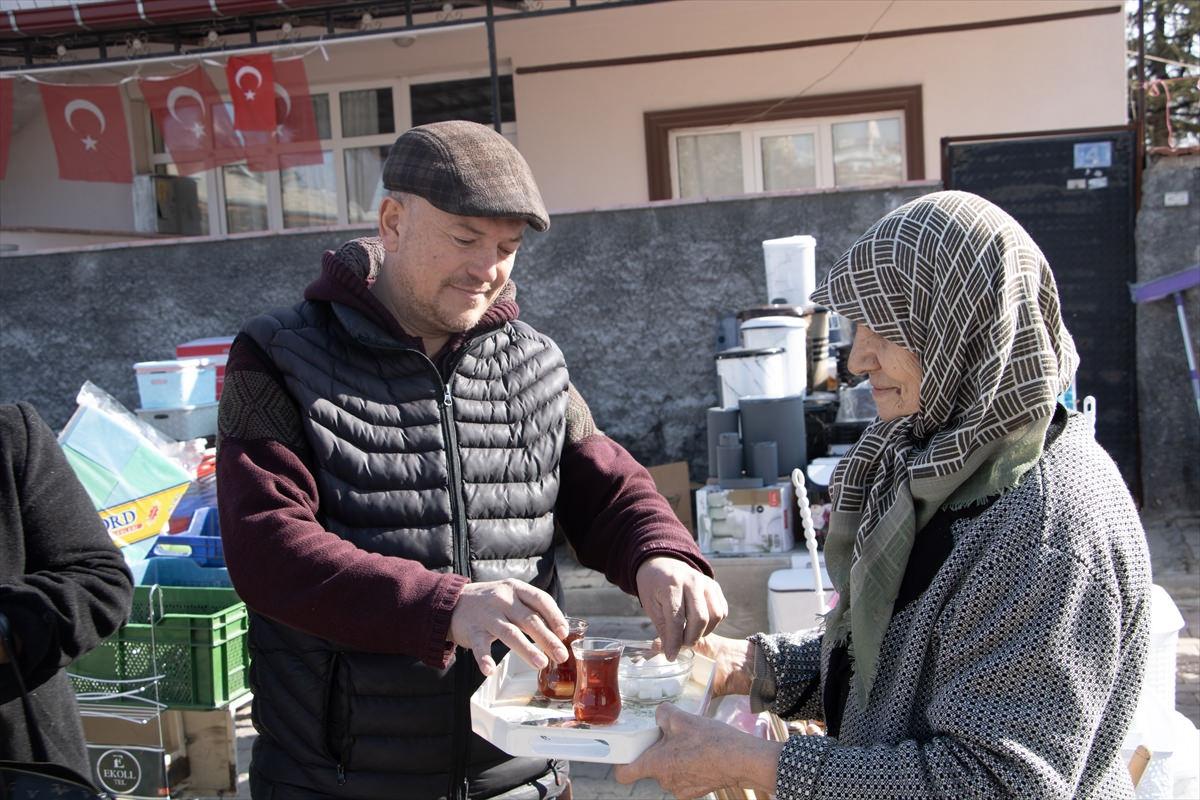 Üç Çocuk Annesi Sevim Piliç'in Azmi ve Çay Ocağı Hikayesi