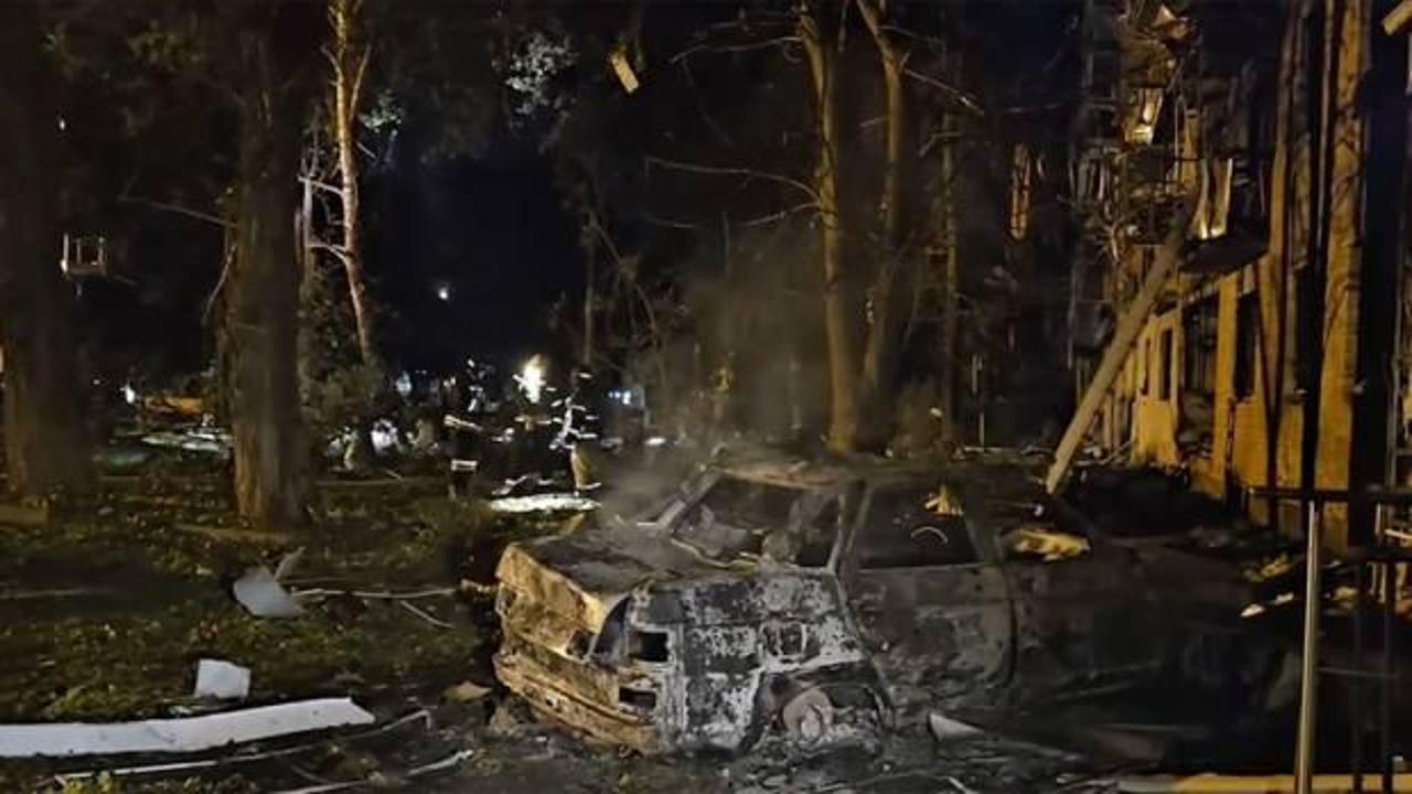 Ukrayna-Rusya hava saldırısı iddialarıyla ilgili son gelişmeleri keşfedin. Kursk'taki okul