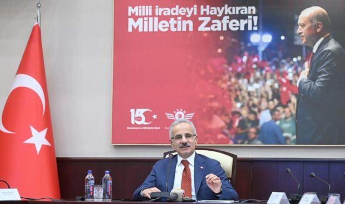 Ulaştırma ve Altyapı Bakanı Uraloğlu, bölge liman başkanları ile gerçekleştirdiği