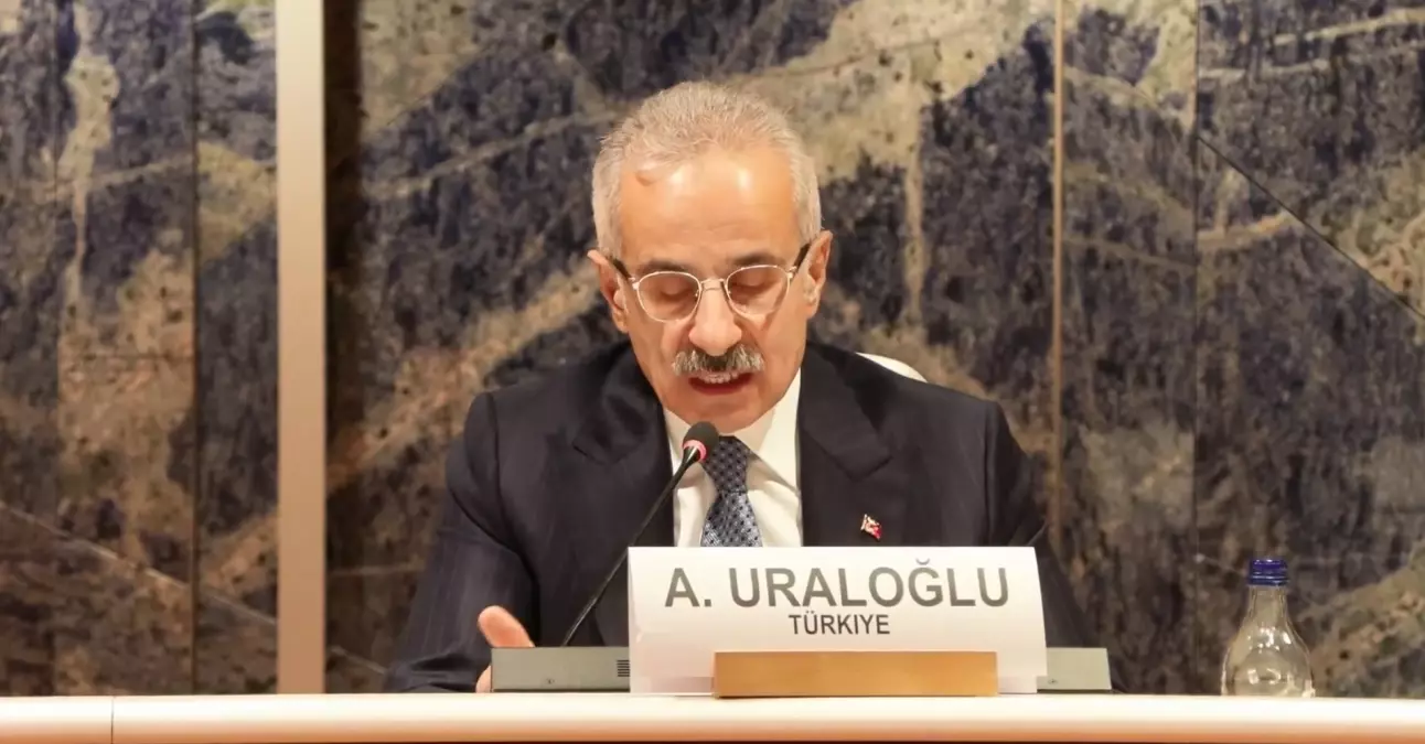 Ulaştırma ve Altyapı Bakanı Uraloğlu, iç ulaşımda iklim değişikliği ile