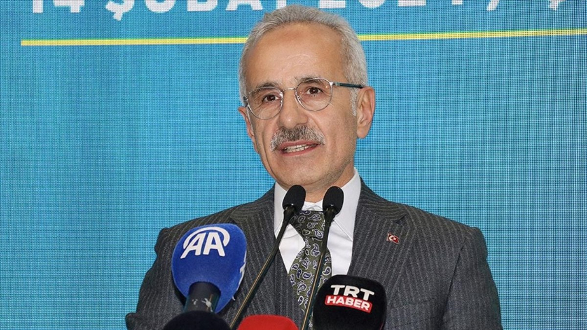 Ulaştırma ve Altyapı Bakanı Uraloğlu, dış ticaret rakamlarını açıkladı. Türkiye'nin