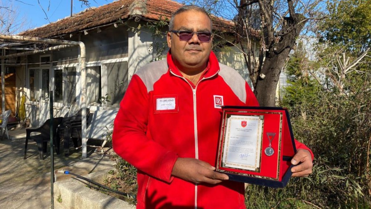 Vatansever genç Arif Yağcı'nın anlam dolu bağışı, topluma örnek teşkil