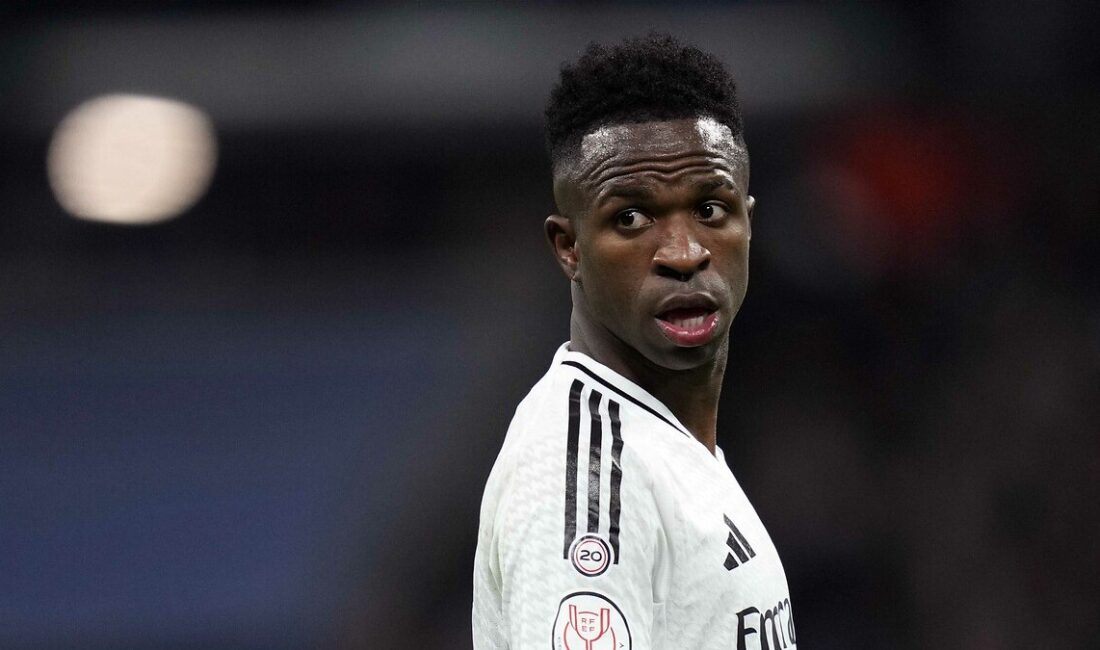 Vinicius Junior, Real Madrid'in sözleşme uzatma teklifini reddetti. Brezilyalı yıldızın