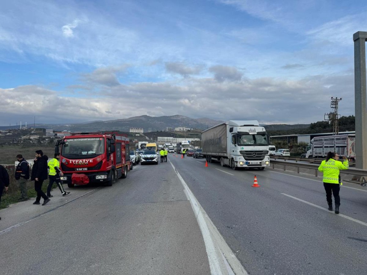 Yalova-Bursa Yolunda Feci Kaza