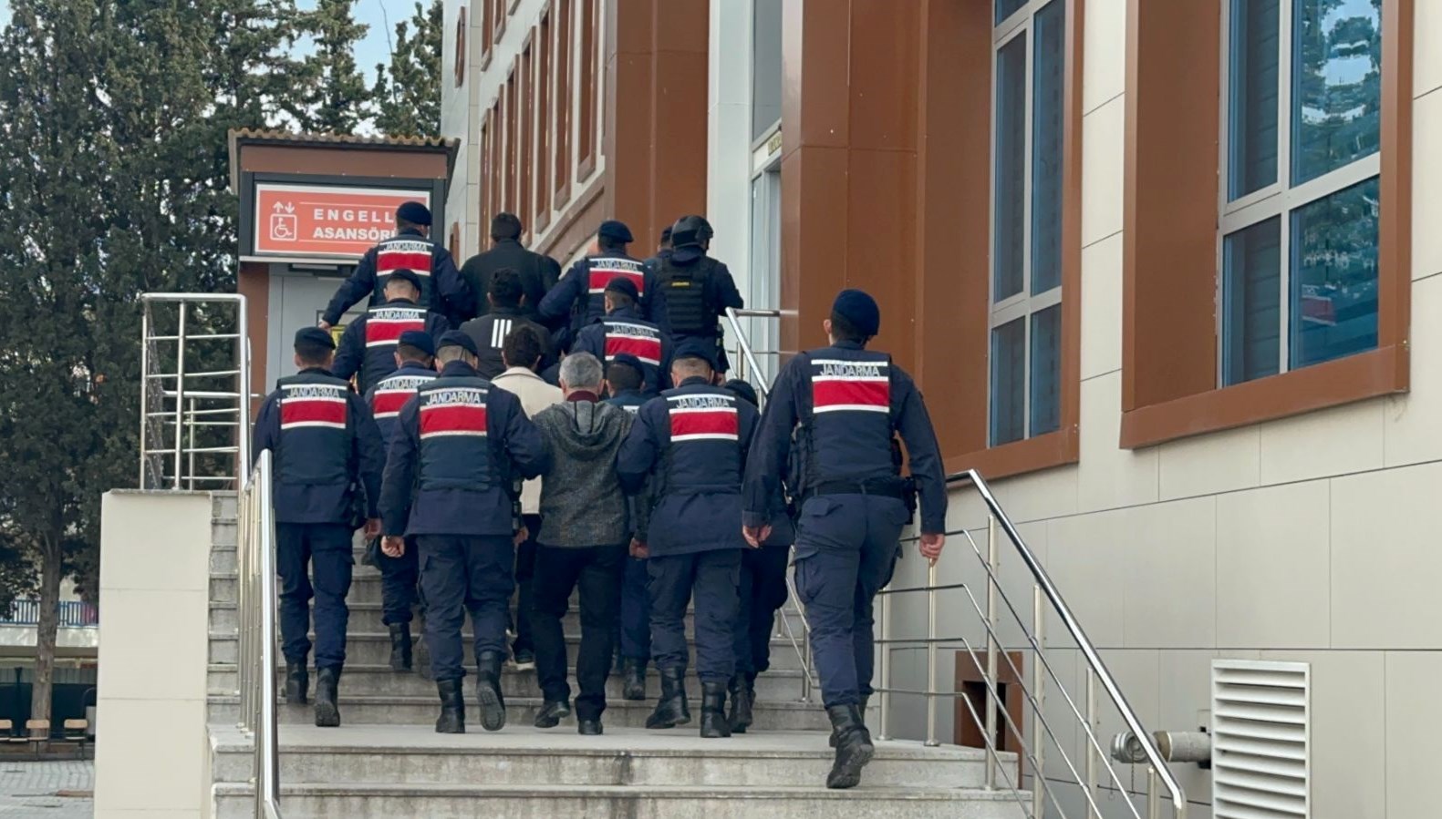 Yalova'da su kesintisi ve kimyasal madde iddiaları üzerine başlatılan soruşturmanın