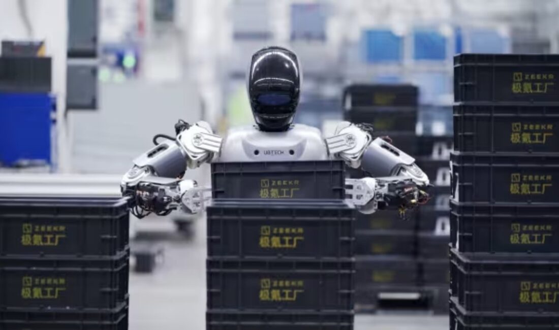 Yapay zeka ve insansı robotların geleceğini keşfedin! UBTech'in 2025 hedefleri