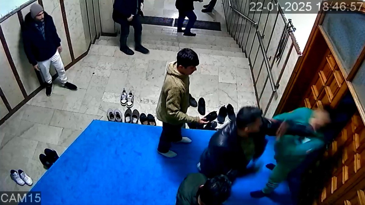 Yavuz Özden'in cami tuvaletinde yaşanan şiddet olayı, toplumda büyük yankı