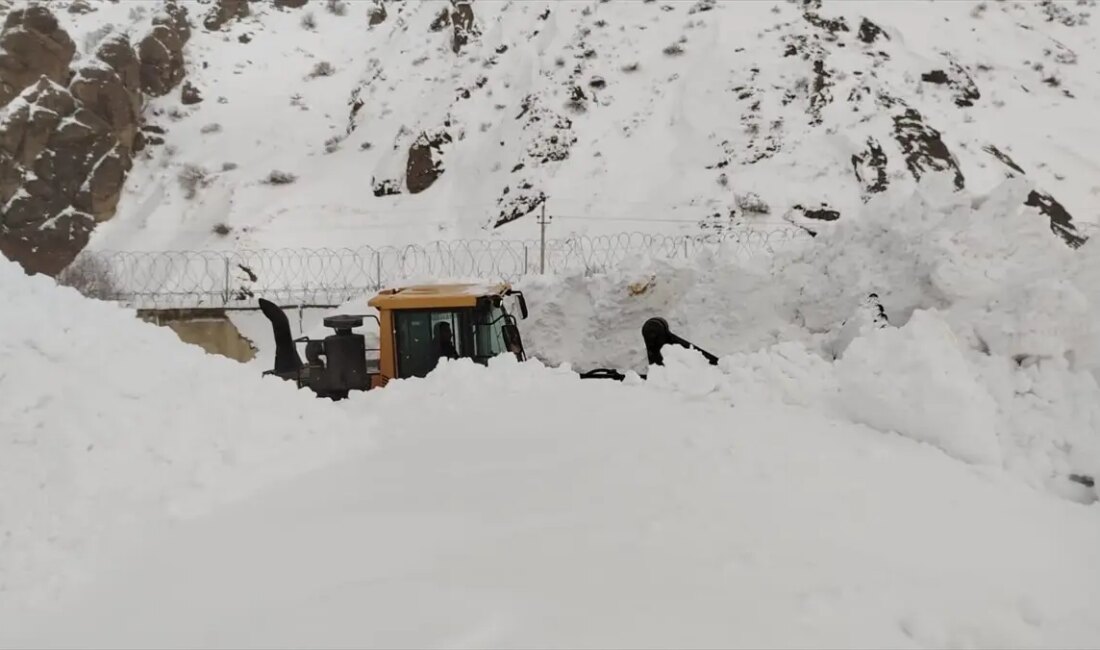 Yüksekova'da yaşanan çığ felaketinin ardından, ekipler hızlı ve etkili bir