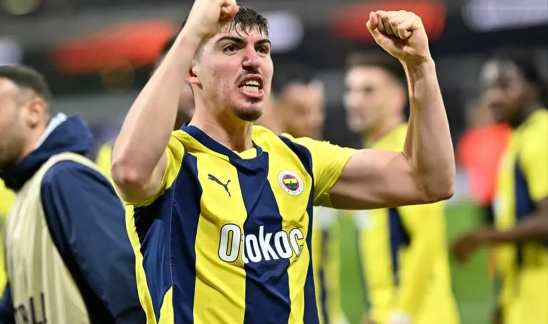 Fenerbahçe'nin genç yeteneği Yusuf Akçiçek, teknik direktör Jose Mourinho'nun gelişiyle