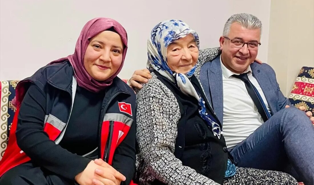 Zile'de huzurevi sakinleri ve çocuklar için özel bir sıra gecesi
