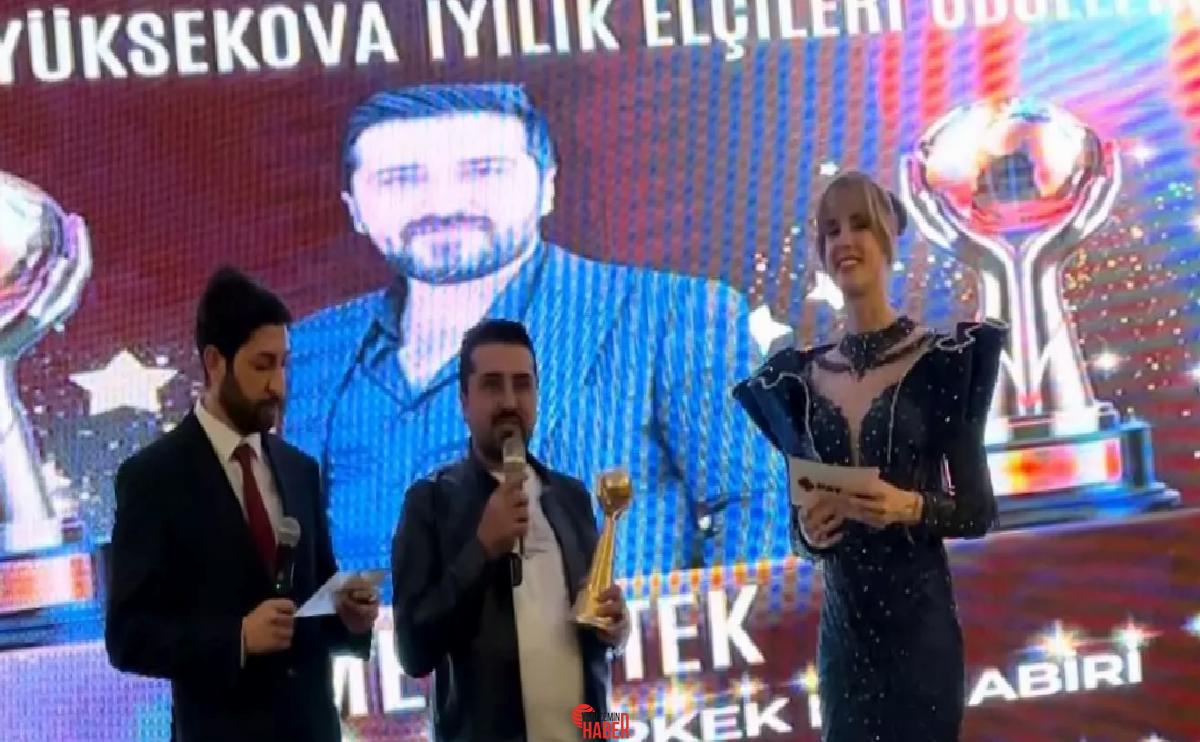 Yüksekova'da düzenlenen ödül töreninde ödüller verildi, Metin Tek 'En Başarılı