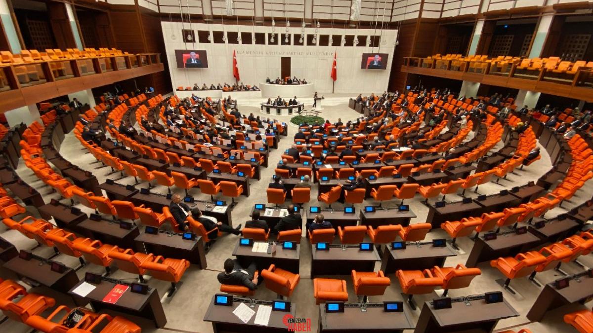 Türkiye Büyük Millet Meclisi'ne yeni dokunulmazlık evrakları sevk edildi. 9