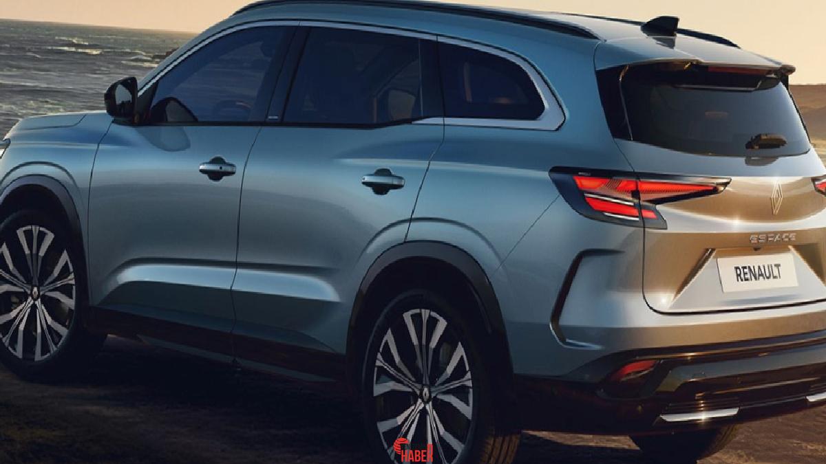 Renault, uzun vakittir beklenen yeni Espace modelini tanıttı. D segment