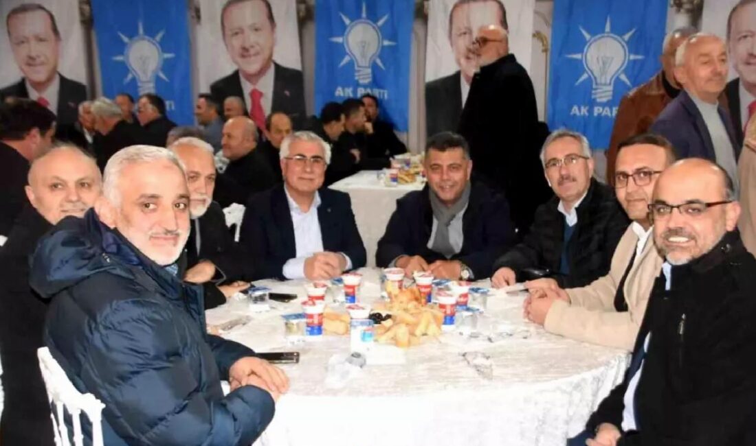 AK Parti Sinop Vilayet Başkanlığı, partililerle iftar programında bir ortaya