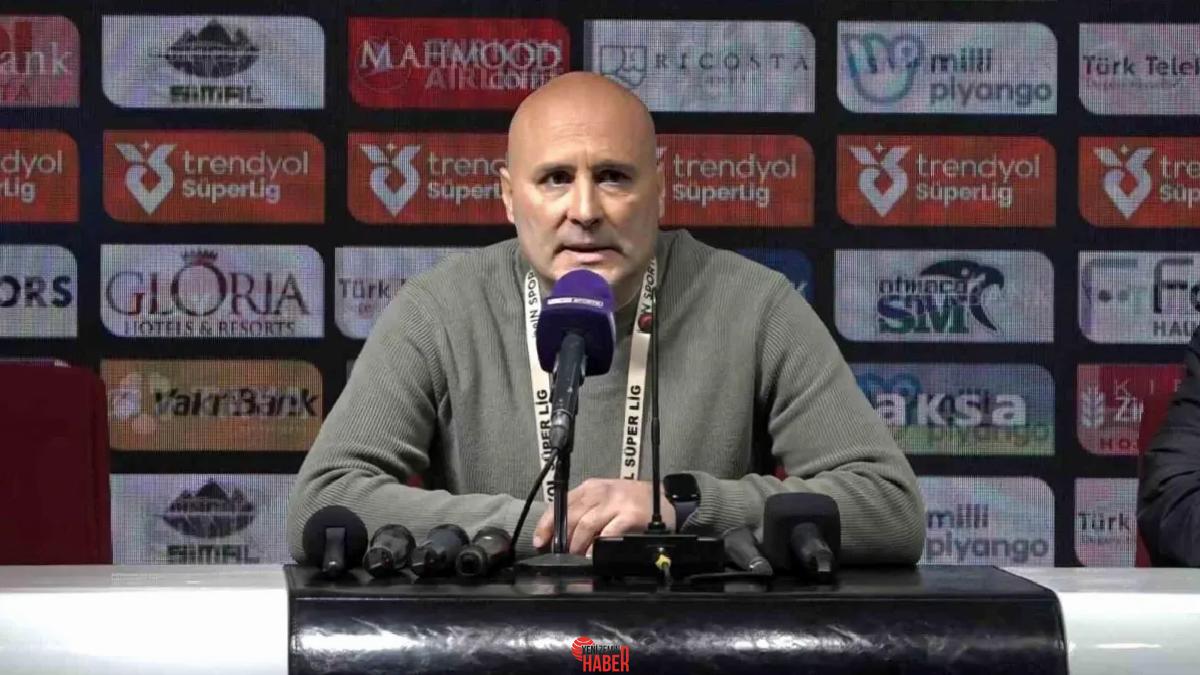 Alanyaspor'un teknik yöneticisi Sami Uğurlu, düşme çizgisindeki tehlikeyi vurgulayarak puan