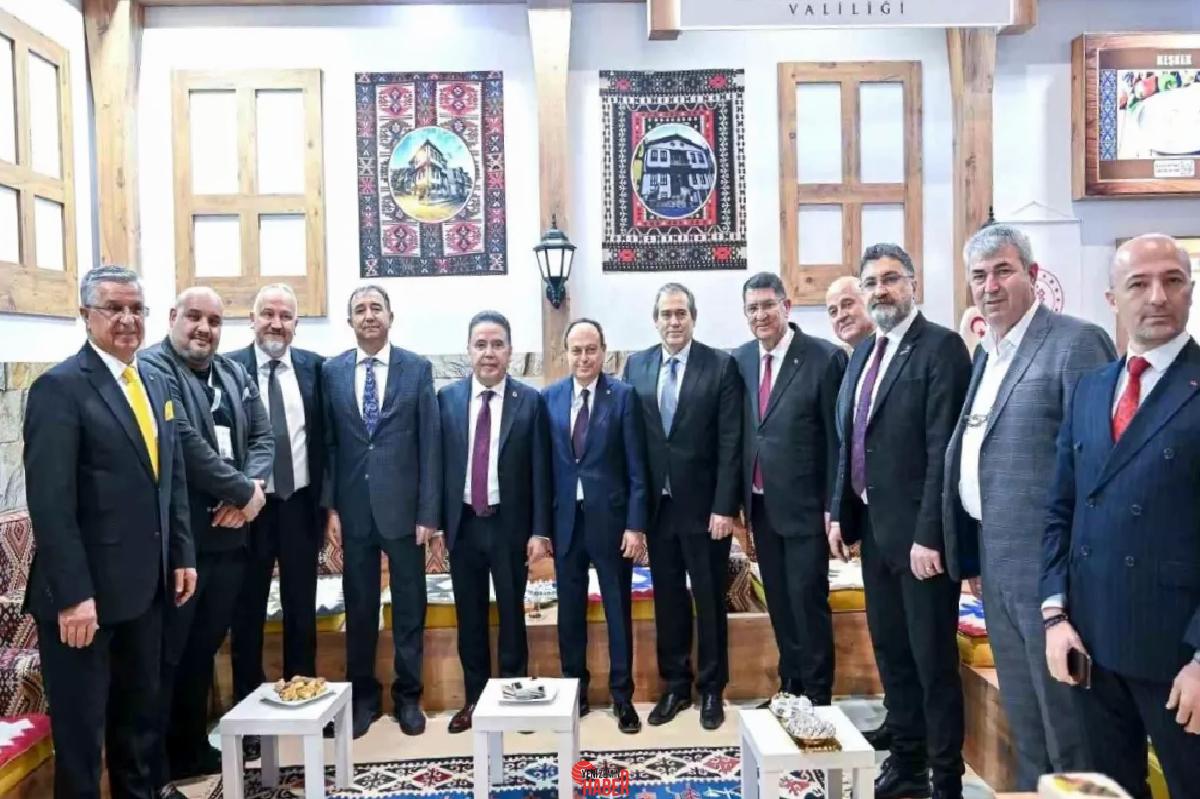 Antalya Büyükşehir Belediye Başkanı Muhittin Böcek, ITB Berlin Fuarı'nda Antalya'nın