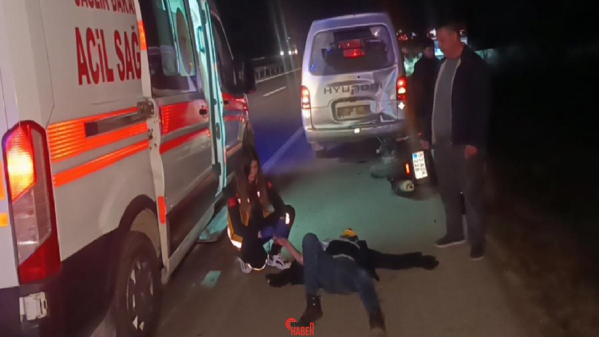 Manavgat'ta 3 kişinin yaralandığı trafik kazasına müdahale etmek için emniyet
