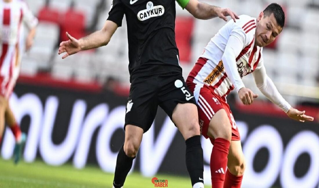 Harika Lig'de Antalyaspor, sahasında Rizespor'u 2-1 yendi. Antalyaspor'un golleri 90