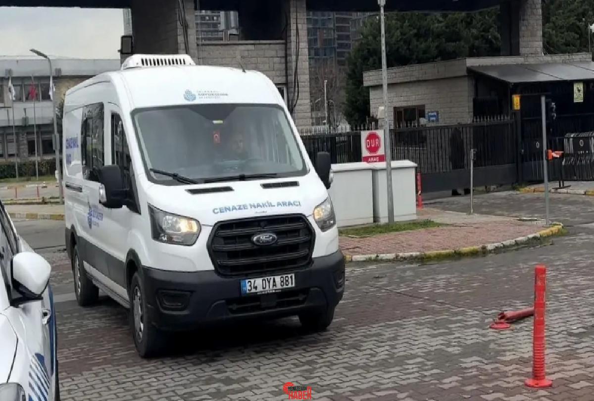 Avcılar'daki aile katliamında hayatını kaybedenlerin cenazeleri Adli Tıp'tan alındı ve