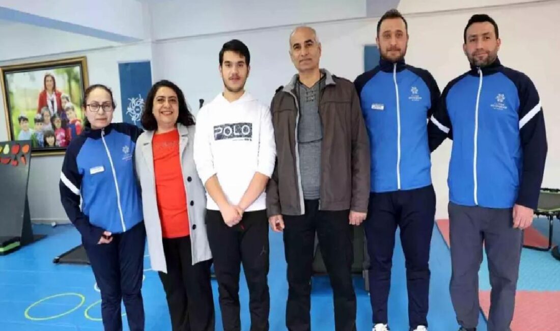 Aydın Büyükşehir Belediye Başkanı Özlem Çerçioğlu'nun öncülüğünde, Aydın'daki otizm merkezlerinde