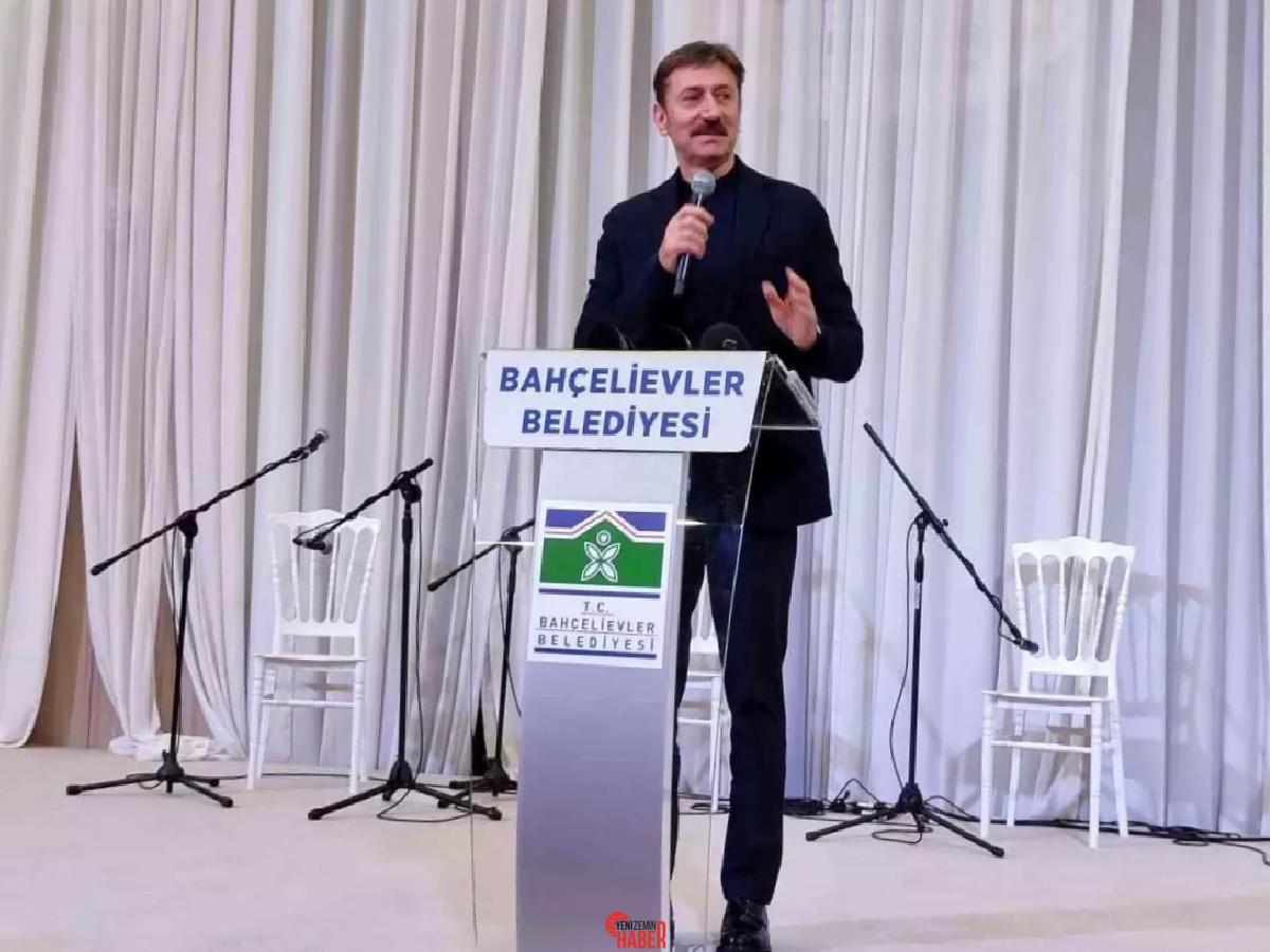 Bahçelievler Kongre Merkezi'nde düzenlenen iftar programına Belediye Lideri Dr. Hakan