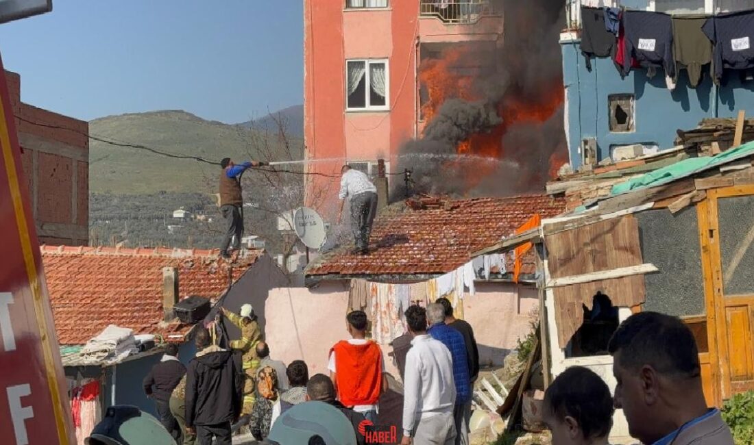 Erdek ilçesinde meydana gelen bir yangında, tek katlı bir mesken