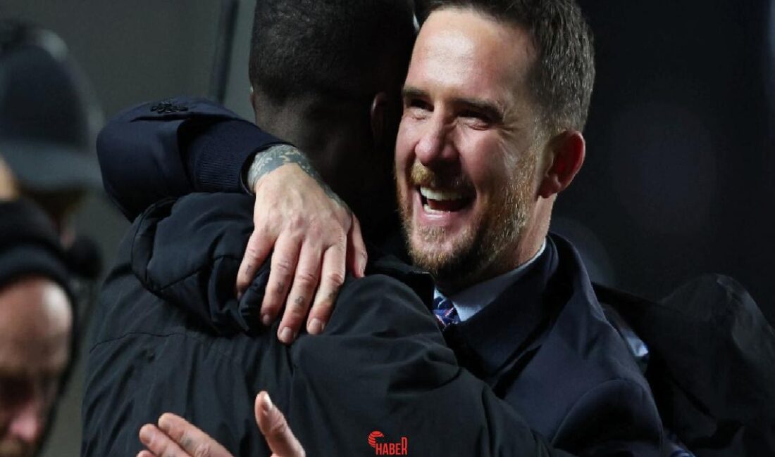 Rangers Teknik Yöneticisi Barry Ferguson, UEFA Avrupa Ligi'nde Fenerbahçe'yi penaltı