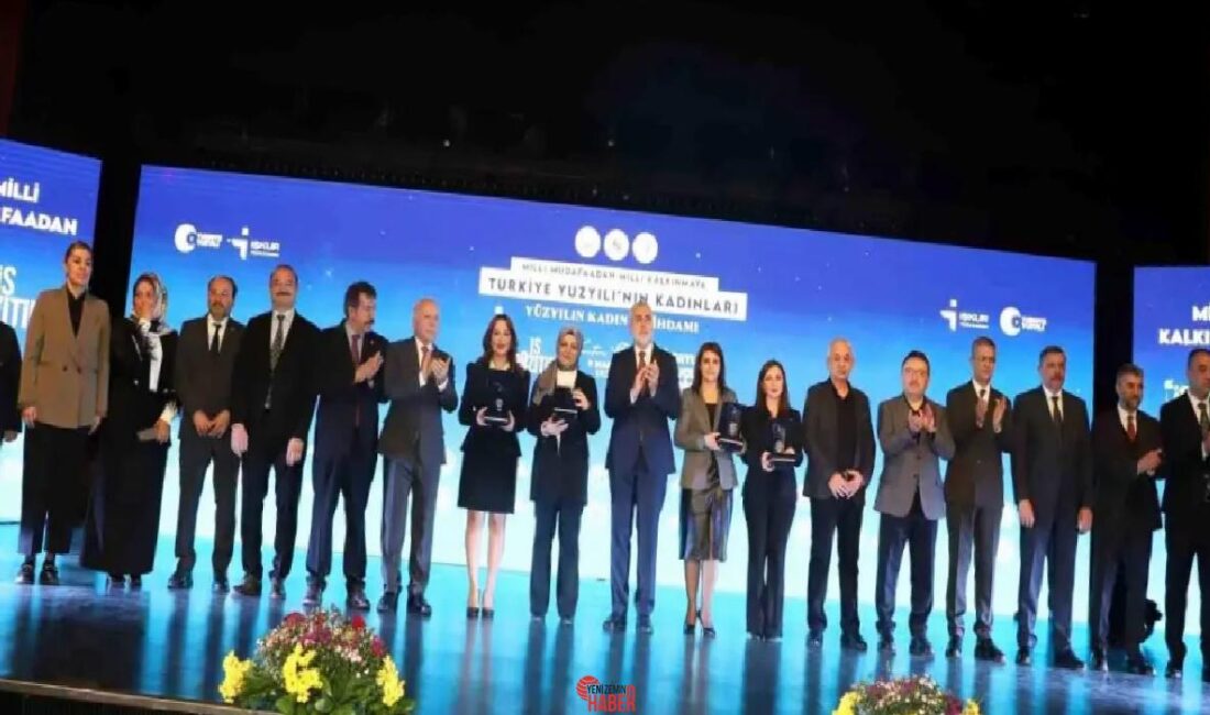 Çalışma ve Sosyal Güvenlik Bakanı Vedat Işıkhan'ın katılımıyla gerçekleştirilen 'Milli