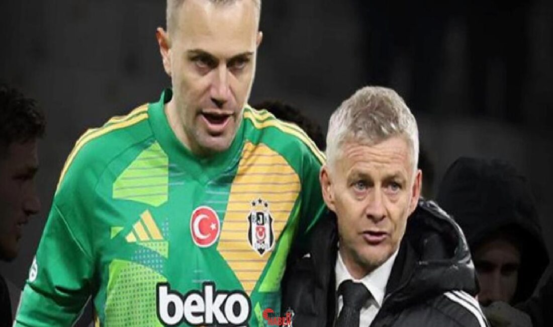 Harika Lig’in en az gol yiyen kalecisi olan Mert Günok,