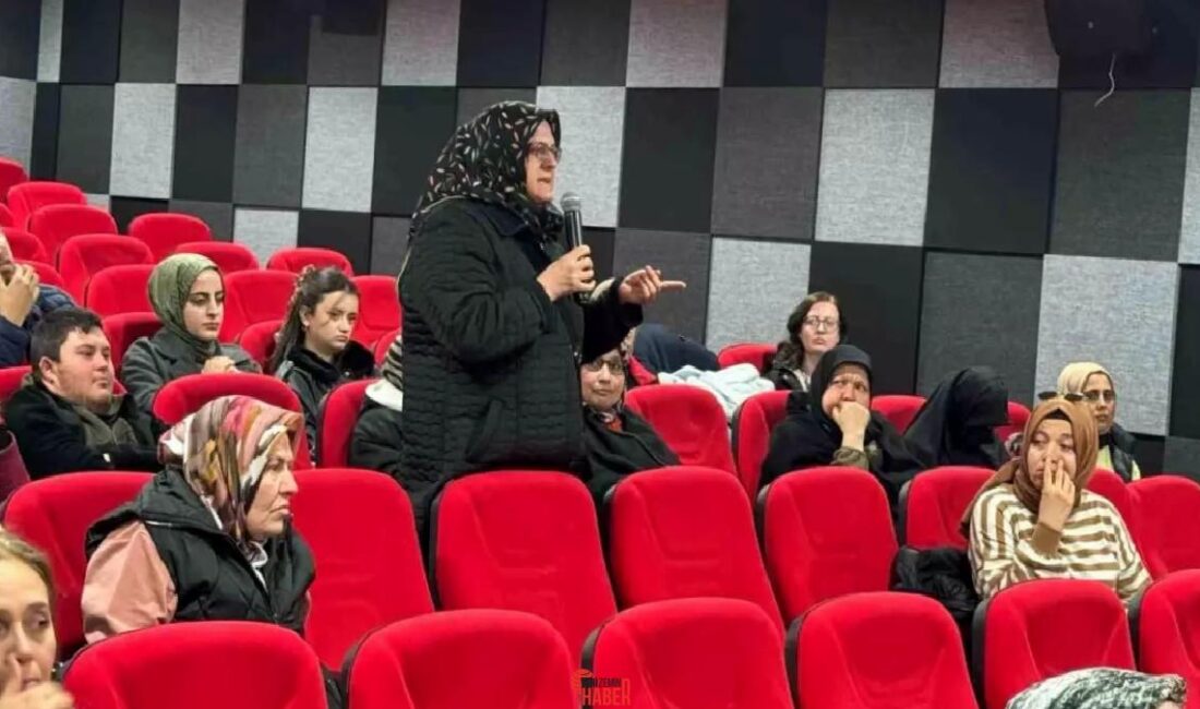 Bilecik'te, kamu kurumları ve engelli dernekleri tarafından düzenlenen 'Engelli Hakları