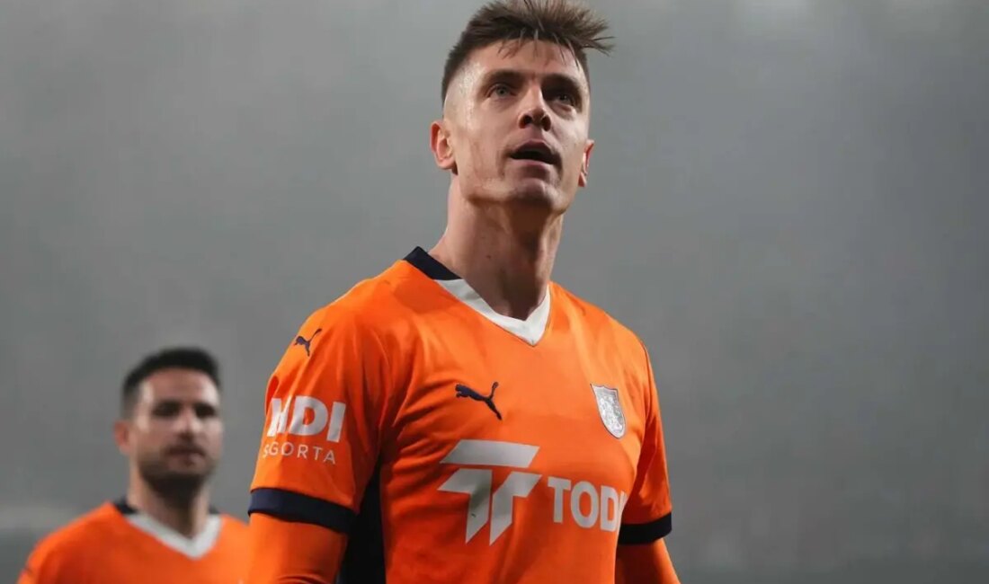 RAMS Başakşehir'in Polonyalı golcüsü Krzysztof Piatek, sezon sonunda Trabzonspor'a transfer