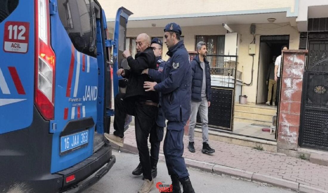 2 farklı noktada 3 kişiyi bıçak ve çekiçle yaralayan zanlı,