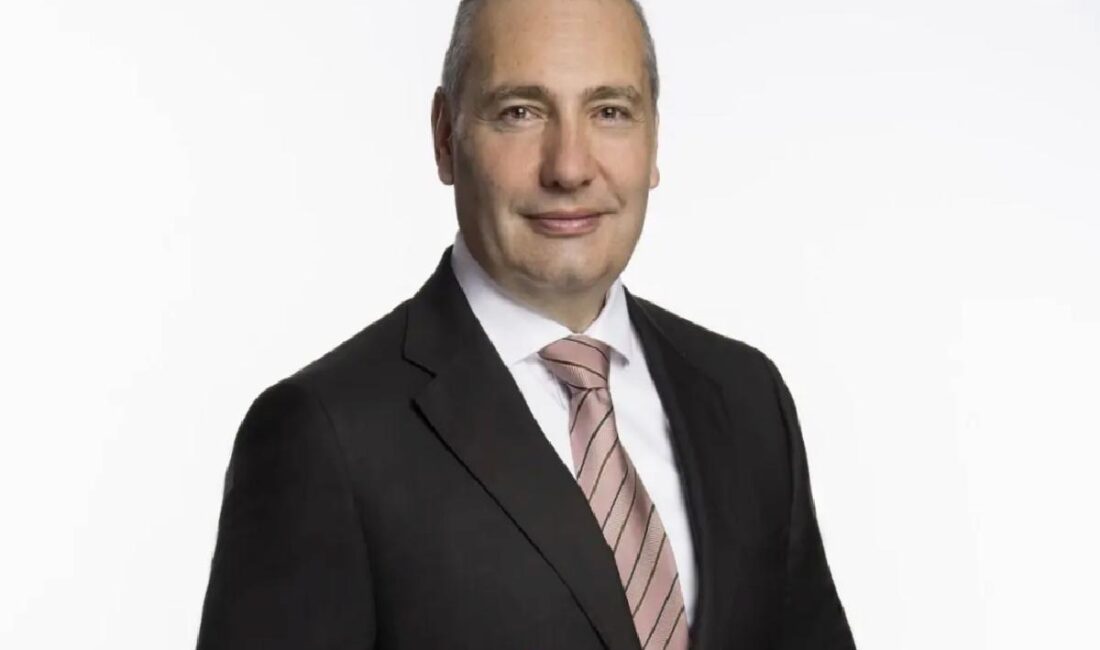Cem Aşık, IC Enterra Yenilenebilir Enerji’nin CEO’su Oldu Cem Aşık, IC Enterra Yenilenebilir Enerji'nin yeni CEO'su olarak atandı,