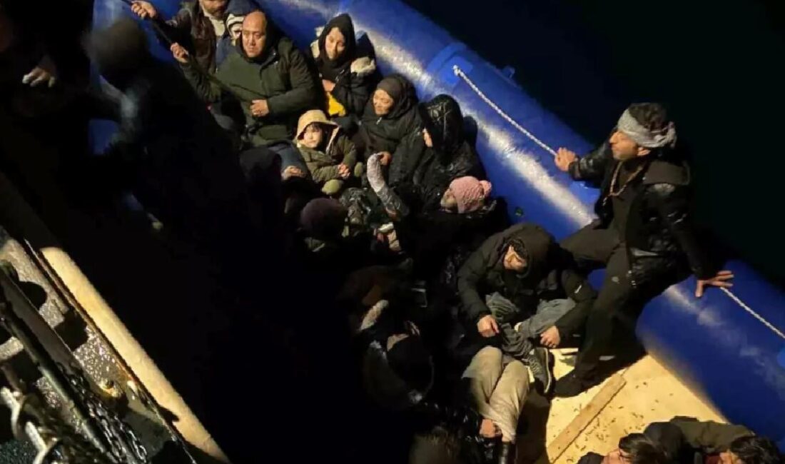 Kıyı Güvenlik, 22'si çocuk 50 sistemsiz göçmeni Çeşme ve Karaburun