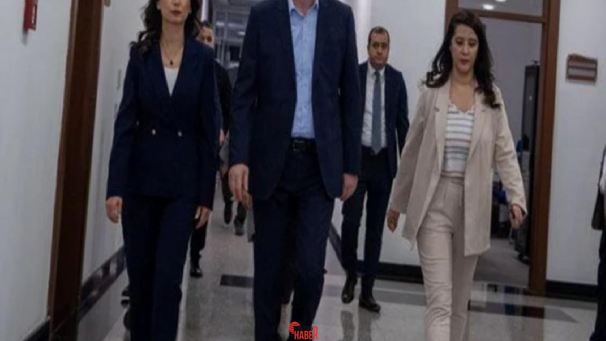 DEM Parti heyetinin siyasi parti tipinde bugün iki kıymetli görüşme