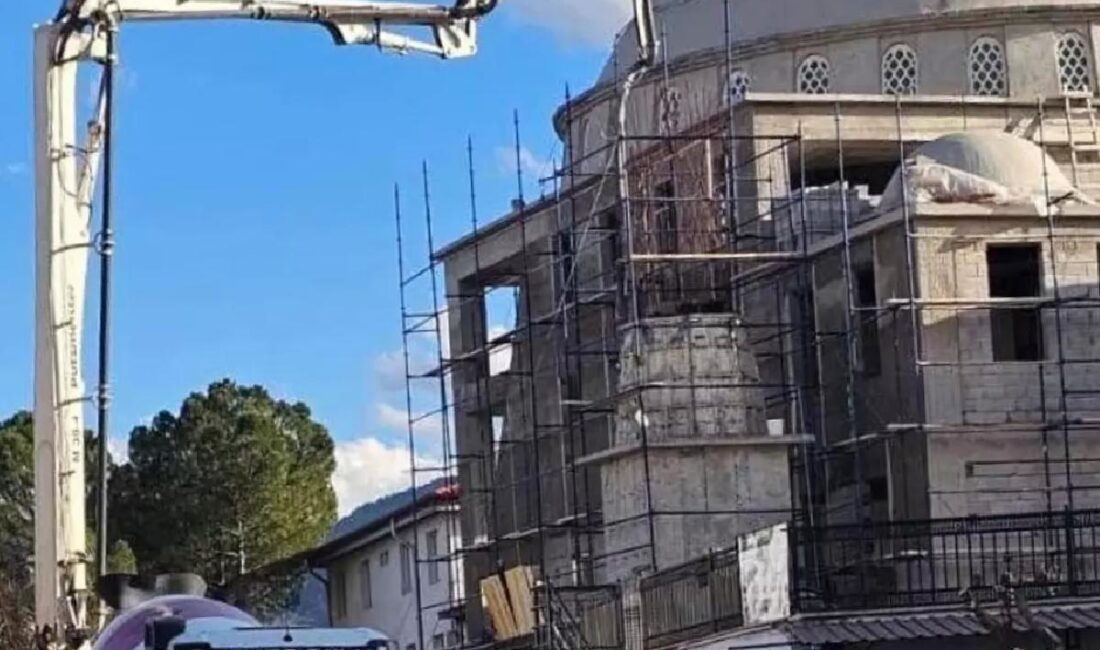 Beyağaç Belediye Başkanı Sezayi Pütün, ilçenin en büyük mescidi olacak