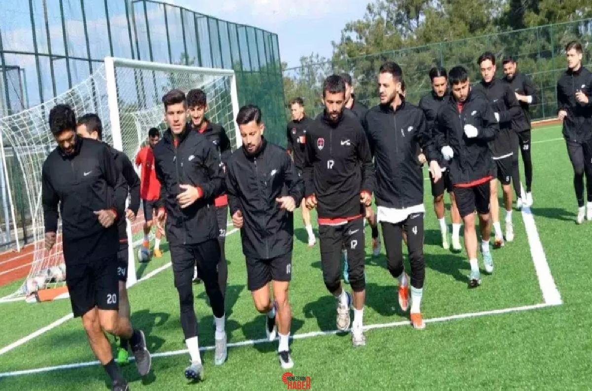 Denizli İdmanyurdu, Sökespor’u 6-1 mağlup ederek liderliğini sürdürdü; İzmirspor maçı