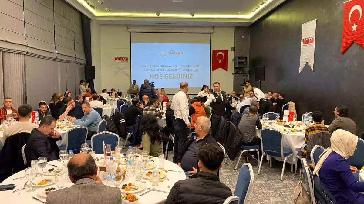 TÜRSAB Diyarbakır'da, bölgedeki turizm acenteleriyle iftar programında bir ortaya geldi.