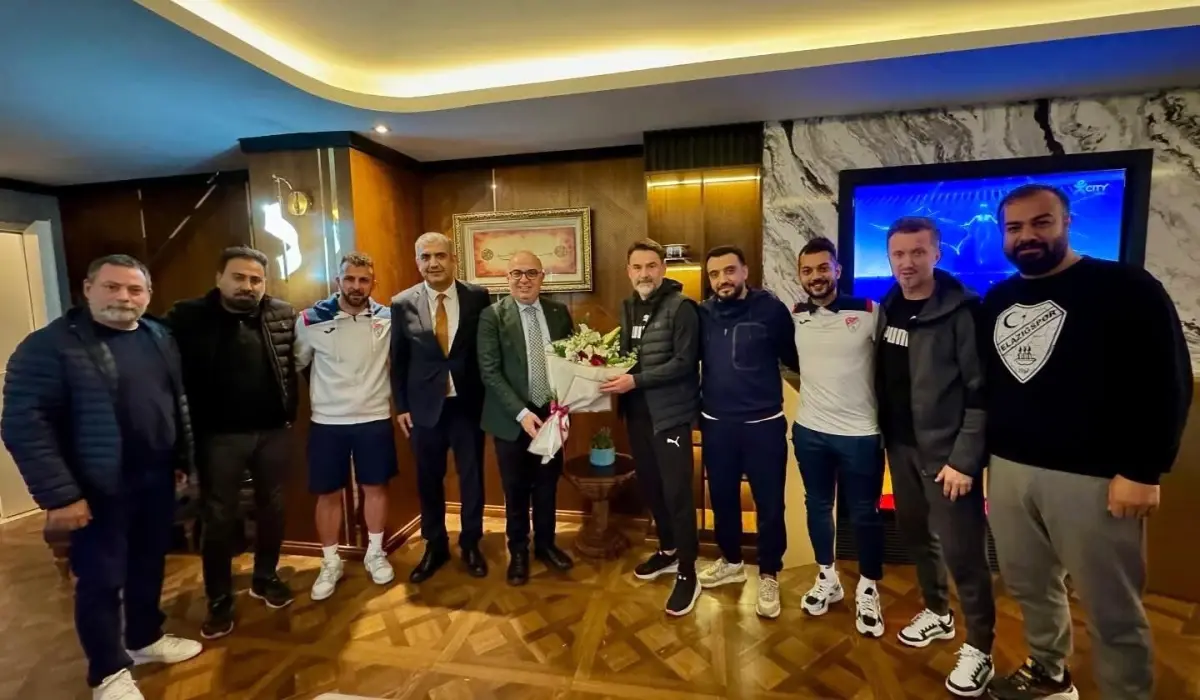 Elazığ Dernekler Federasyonu (ELFED) Yönetim Kurulu, Arnavutköy Belediyespor maçı öncesinde