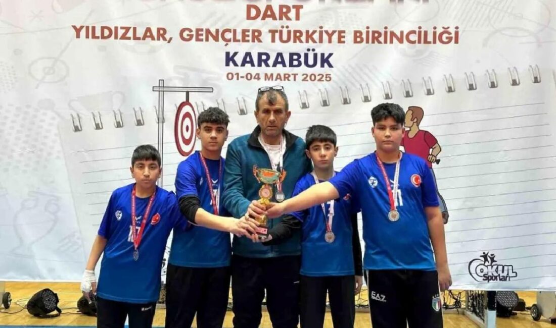 Elazığ TOKİ Fırat Ortaokulu, Dart Yıldızlar-Gençler Türkiye Birinciliği'nde Türkiye ikincisi