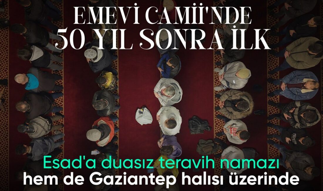 Tarihi Emevi Camii’nde teravih namazı için toplanan Suriyeliler, 50 yıl