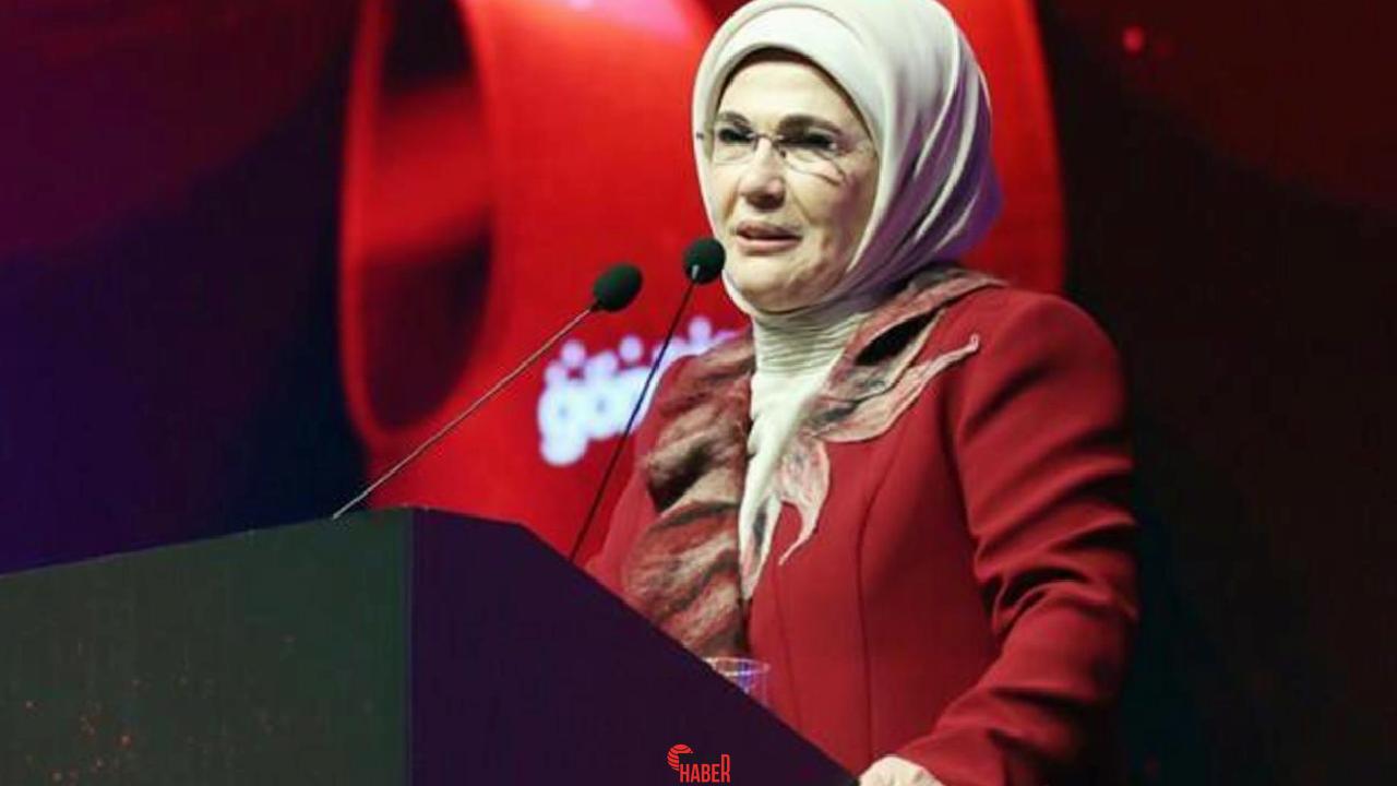 Cumhurbaşkanı Recep Tayyip Erdoğan'ın eşi Emine Erdoğan, "Dünya Su Günü"