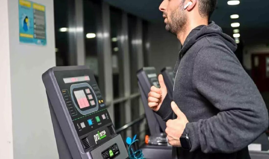 Esenyurt Belediyesi, Ramazan ayında vatandaşların iftar sonrası spor yapabilmesi için