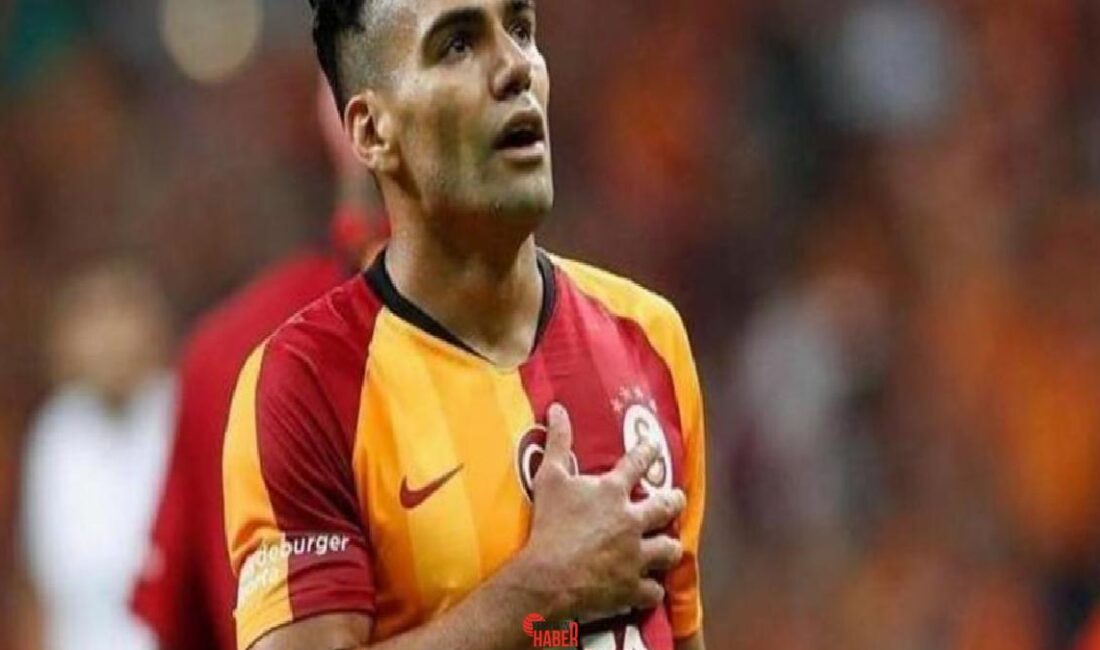 Mesleğinde River Plate, Porto, Atletico Madrid, Monaco, Manchester United, Chelsea