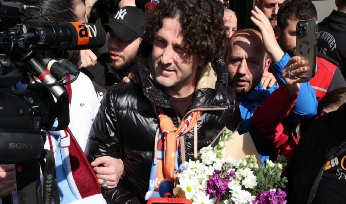 Şenol Güneş'in ayrılığının ardından Trabzonspor'la anlaşan Fatih Tekke kente iniş
