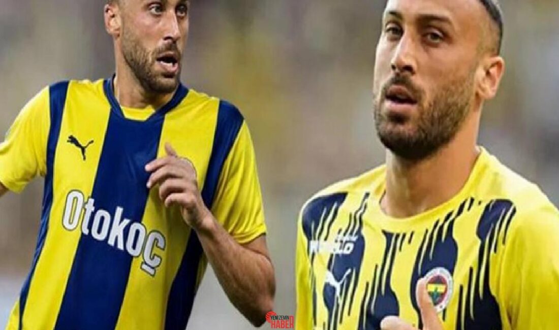 Fenerbahçe'nin sezon başında bedelsiz olarak transfer ettiği Cenk Tosun'un Sarı-Lacivertli